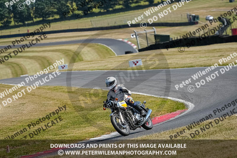 cadwell park;cadwell park photographs;cadwell trackday photographs;enduro digital images;event digital images;eventdigitalimages;peter wileman photography;racing digital images;trackday digital images;trackday photos